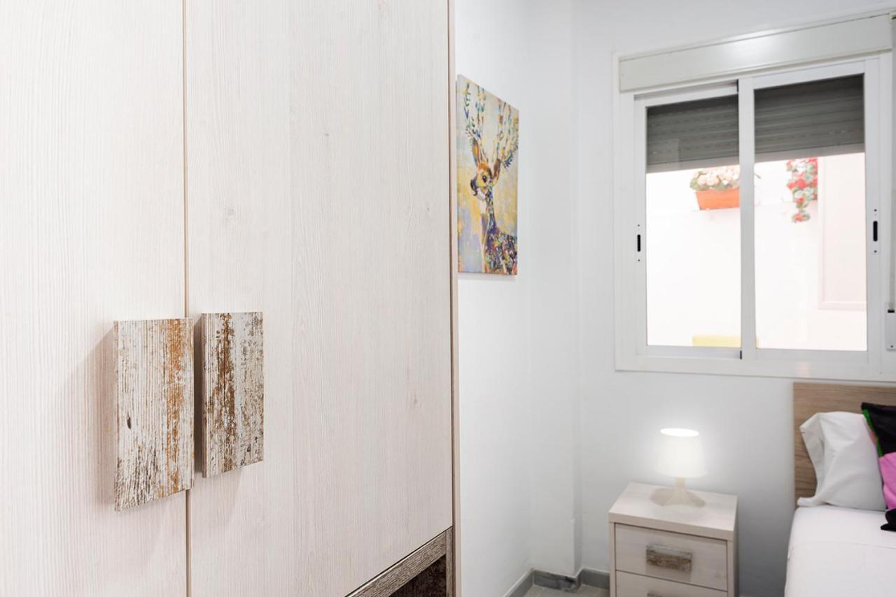 Alohamundi Feria Apartment Sevilla Bagian luar foto