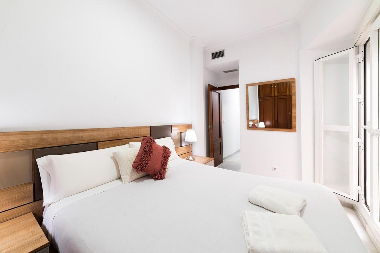 Alohamundi Feria Apartment Sevilla Bagian luar foto