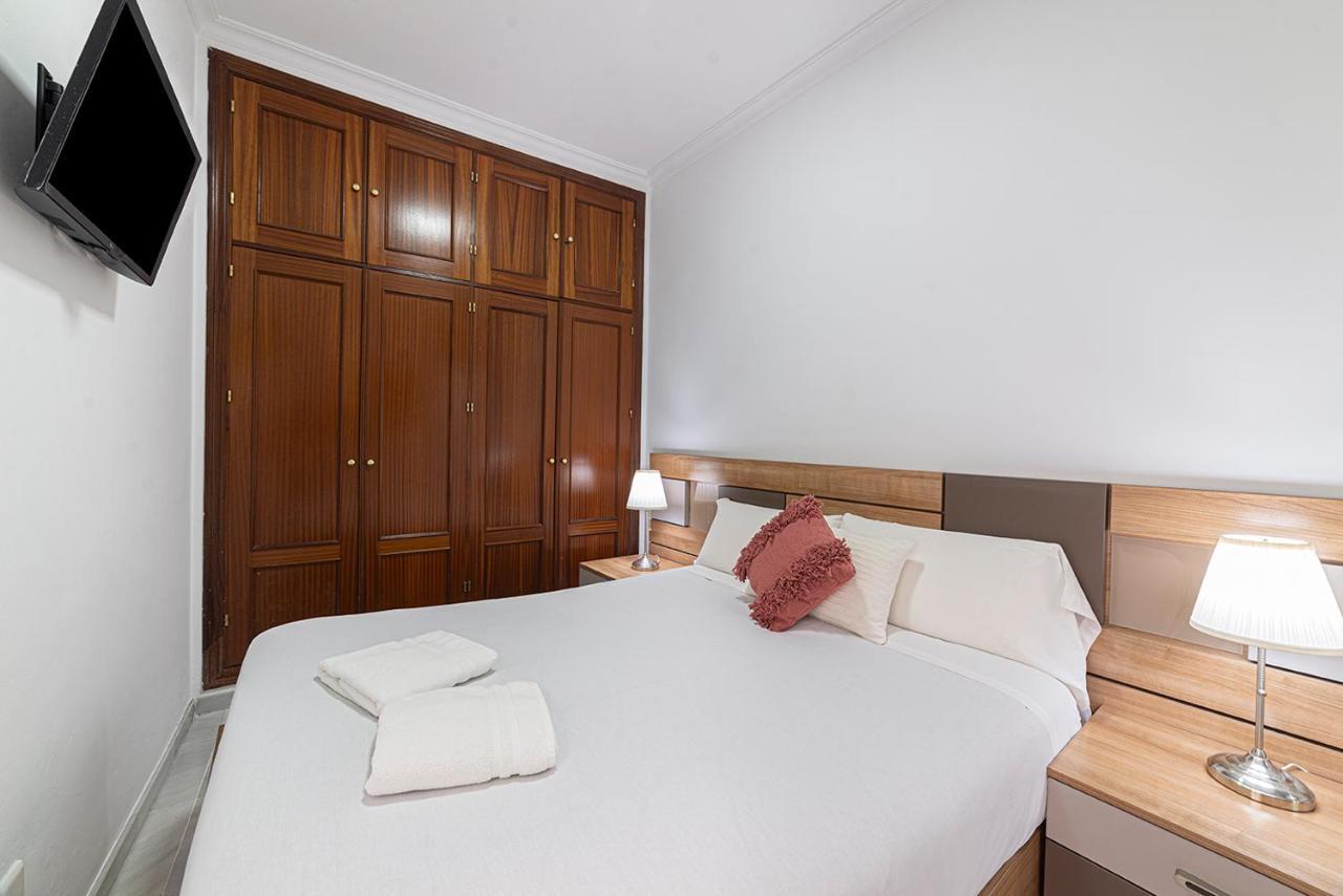 Alohamundi Feria Apartment Sevilla Bagian luar foto